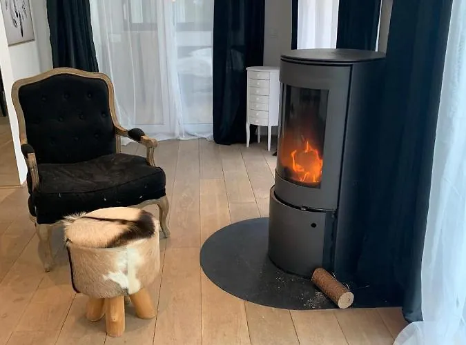 Apartament Stilvolle Stadtwohnung Mit Balkon, Kamin, Klima